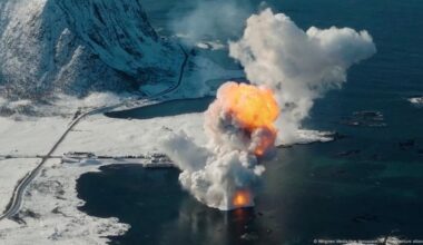 German space rocket explodes seconds into test flight – DW – 03/30/2025