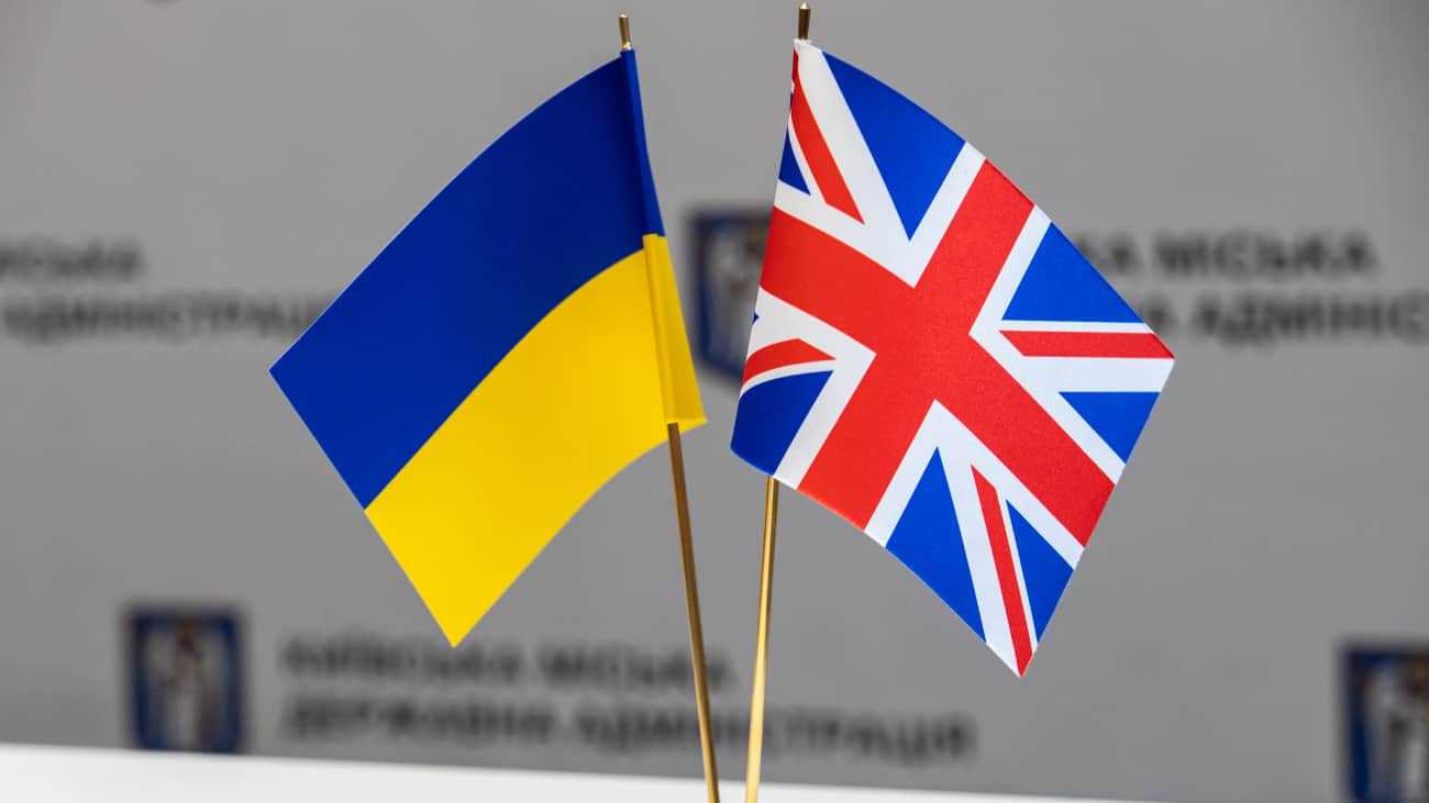UK government says it continues to share intelligence with Ukraine