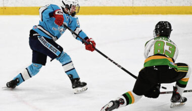 8300653_web1_vnd-BurrellHockey06-101824