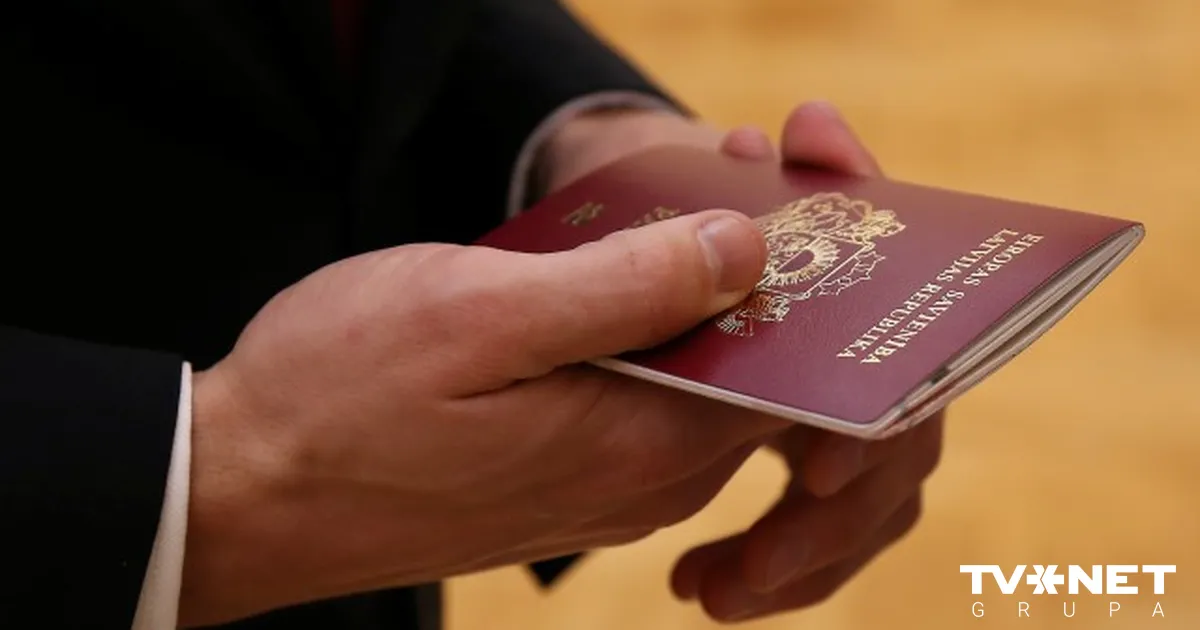 Bijušajam policistam Čeļebijam atņem Latvijas pilsonību