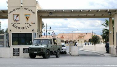 Ghedi, Aviano e Sigonella: le basi Usa in Italia dove pesano i tagli di Musk. «In ballo c’è un miliardo»