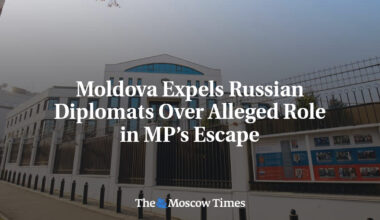 Moldova Expels Russian Diplomats Over Alleged Role in MP’s Escape