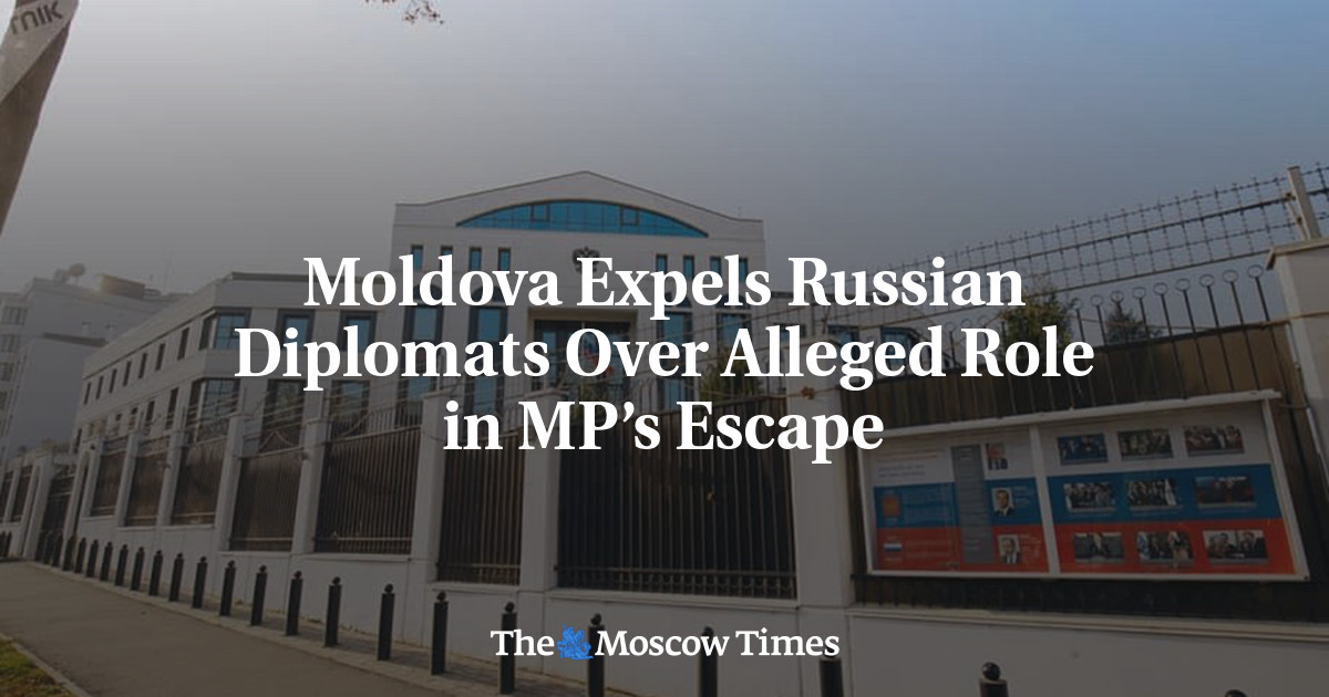 Moldova Expels Russian Diplomats Over Alleged Role in MP’s Escape