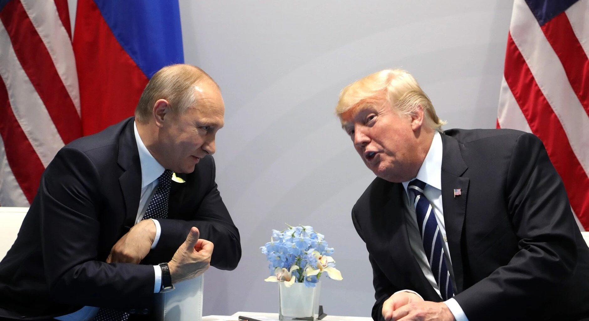 Trump threatens secondary tariffs on Russian oil if no deal on Ukraine