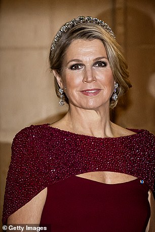 She wore her hair in a glamorous up-do