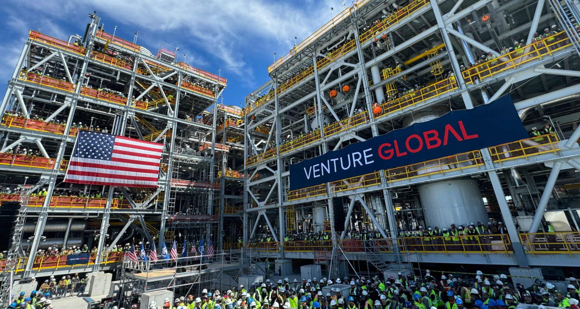 Interior, Energy Secretaries Cheer on Natural Gas Export in Gulf Coast
