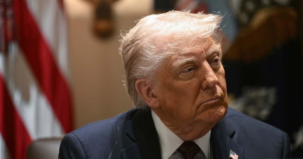 Trump to impose 25-percent tariffs on countries that buy oil from Venezuela | Donald Trump News