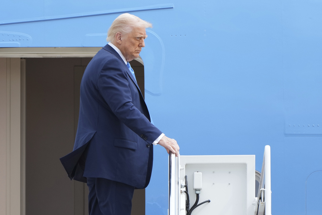 AP POLL: Trump stronger on immigration, weak on economy and overall