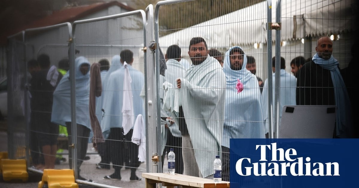 Red Cross had to take £220,000 from disaster fund to clothe asylum seekers in UK. Fund is for UK and overseas emergencies but was used to help 12,000 people, some of whom had contracted scabies