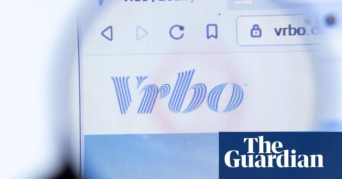 UK family tell of nightmare of bloodstained, sex toy-filled holiday rental [in Northern Ireland]