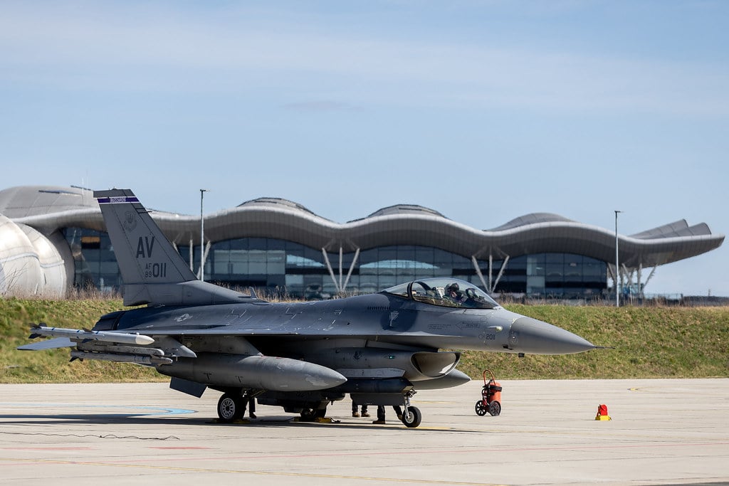 Croatian rafales-American F-16s