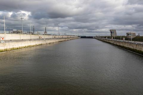In pics: Visited the world's largest sea lock in the Netherlands