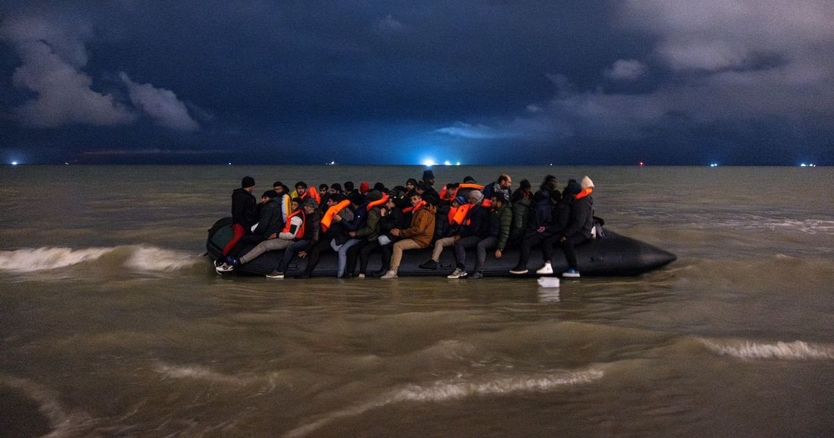 Labour considering sending migrants to Balkans and 'locking them up' in detention centres