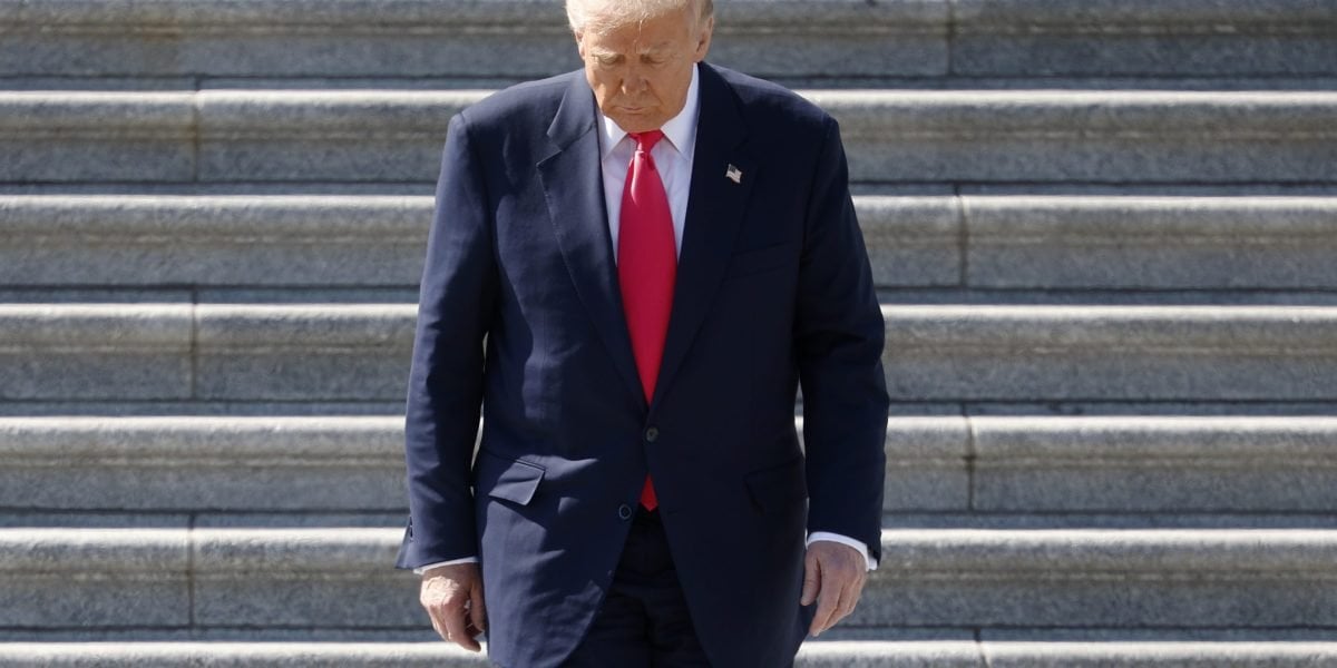 Trump has never been this underwater on how Americans view his performance on the economy as tariffs raise stagflation fears