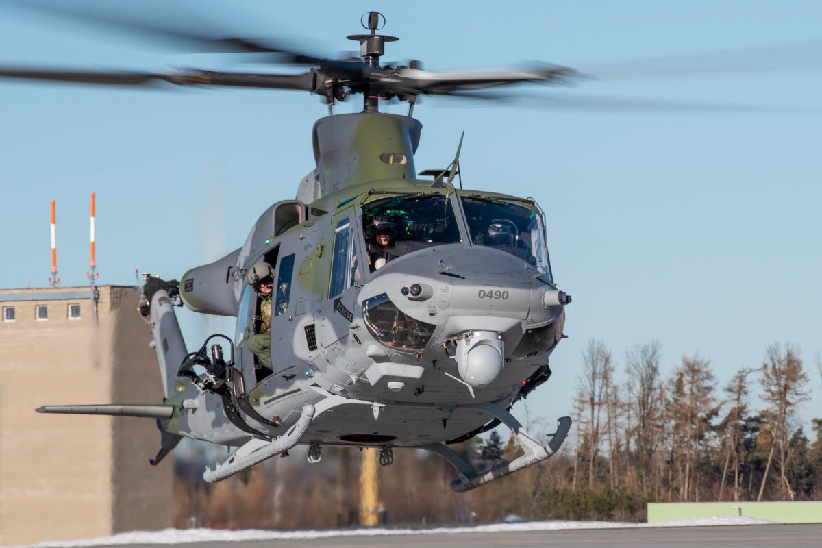 Один із перших гелікоптерів UH-1Y для Сухопутних сил Чехії. Фото Armáda ČR