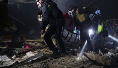 3 people killed in Russian attacks on Ukraine’s Zaporizhzhia despite limited truce
