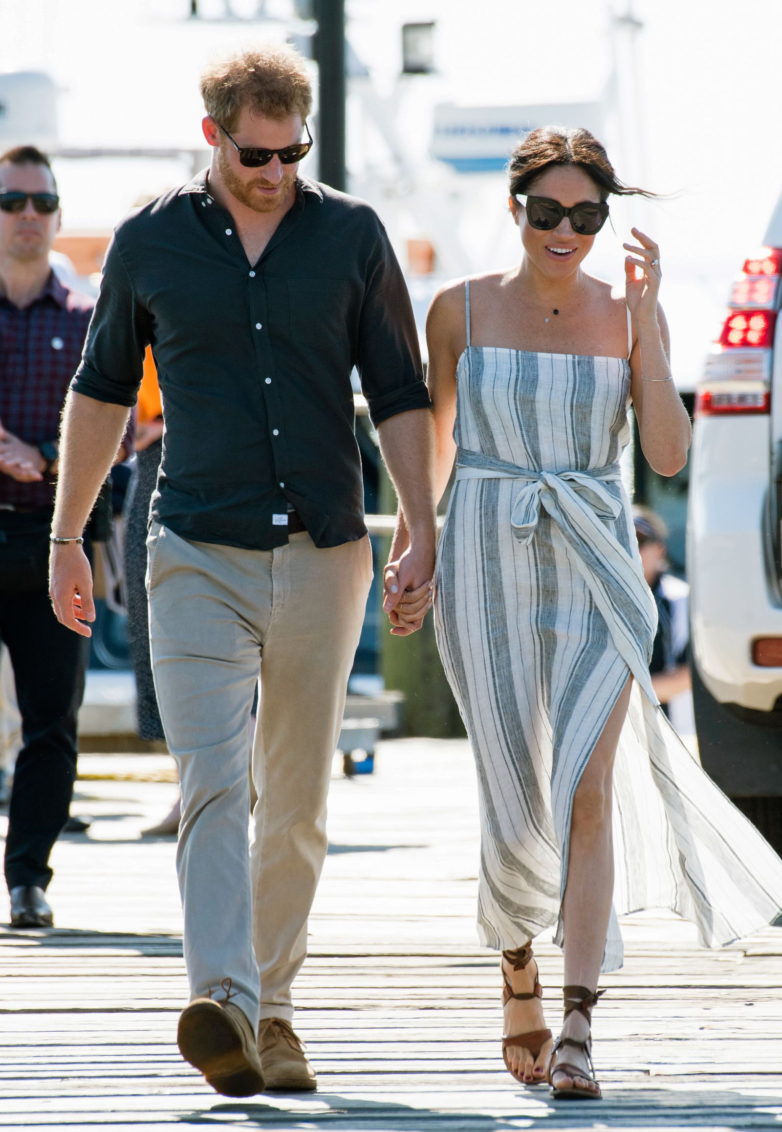 The 5 MustHave Pieces That Make Up Meghan Markles Capsule Wardrobe