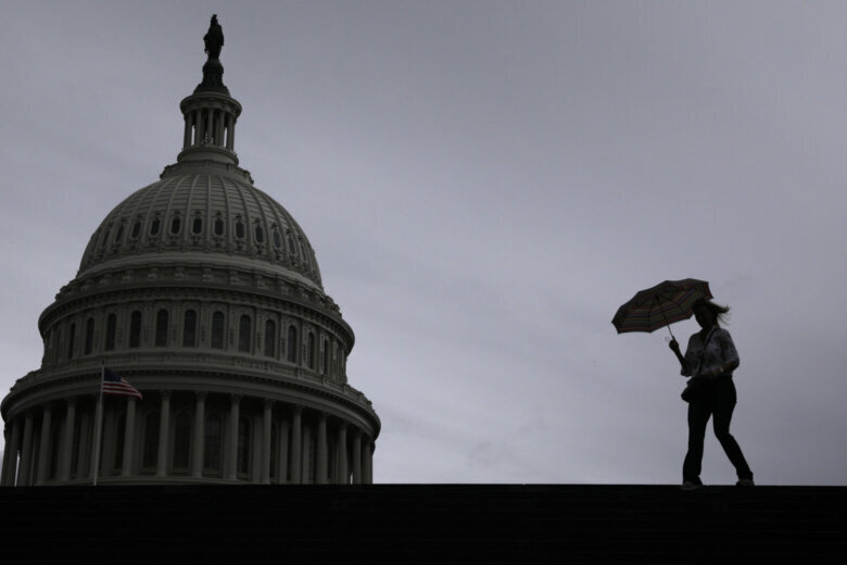 ‘Mild and muggy’: Severe storms possible Sunday in DC region