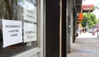 Technology, uncertainty boost ranks of Americans with multiple jobs