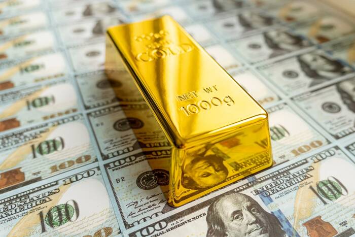 Gold Rebounds Above $3,000 as Rate Cut Bets and Geopolitical Tensions Fuel Bullish Outlook
