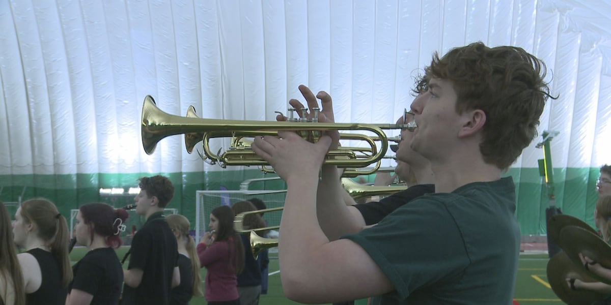 Alaska high schoolers head to Ireland to perform in St. Patrick’s Day parade