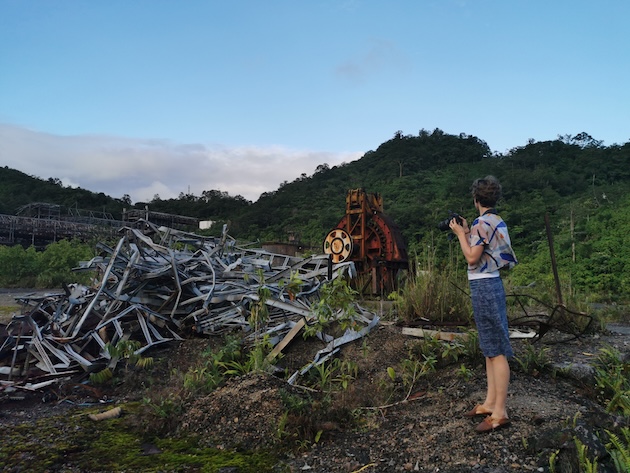 A recently released environmental and social impact assessment report on the current state of the Panguna mine identified ageing and disintegrating mine infrastructure as a threat to the safety of people living in surrounding communities. Autonomous Region of Bougainville, PNG. Credit: HRLC