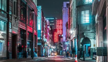 Court fights loom over Soho opening hours as pubs urged to host ‘quiet nights'