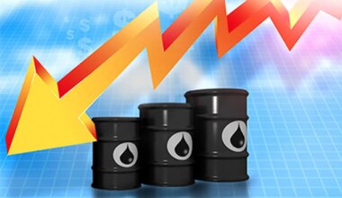 Crude oil trades lower as market assesses impact of impending US tariffs  