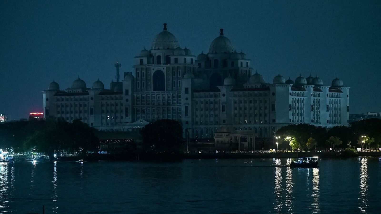 Earth Hour: World went dark for 60 minutes in bid to fight climate change | Watch videos