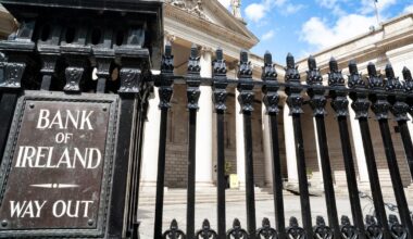 Bank of Ireland pays €350,000 to settle court case over alleged release of woman’s details to estranged father – The Irish Times
