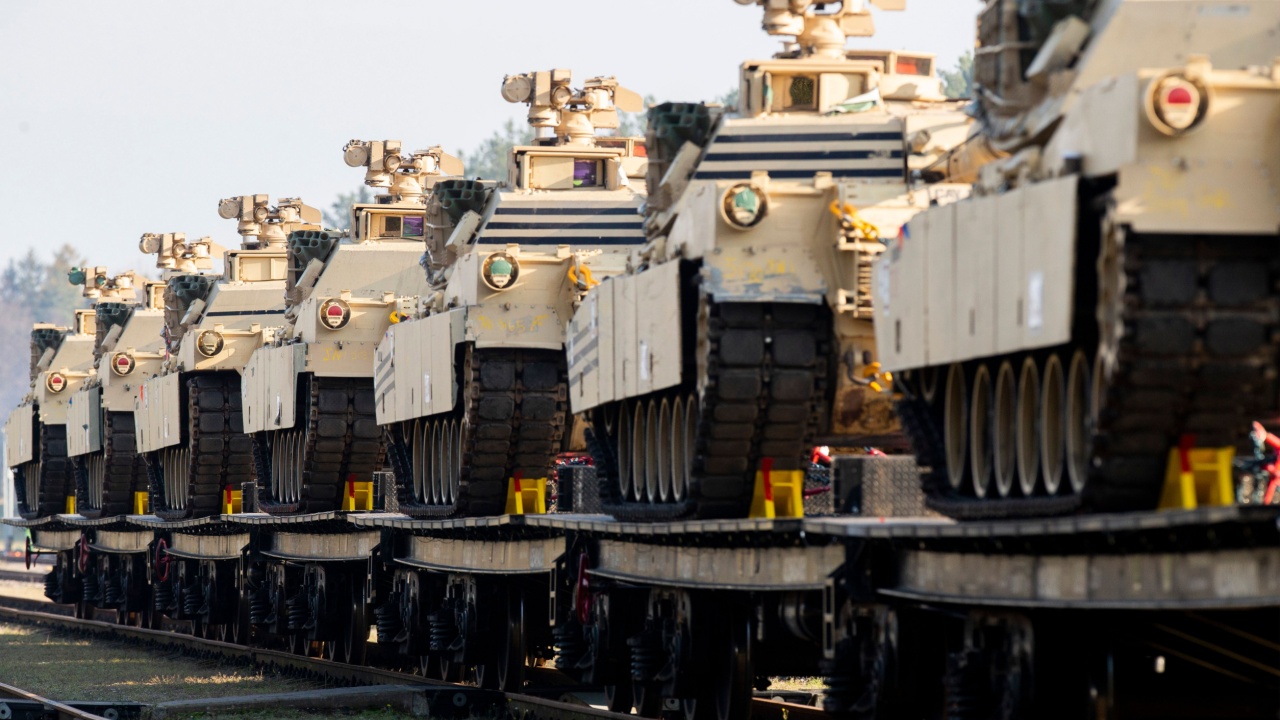Pabrade/Lithuania October 21, 2019 US Army's 1st Armoured Battalion of the 9th Regiment, 1st Division from Fort Hood in Texas prepares an Abrams battle tank at the Pabrade railway station .
