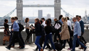 Quarter of Gen Zs consider quitting work as young Brits cite mental health as key reason to go unemployed