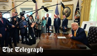 Trump proposes nuclear weapons deal with Iran