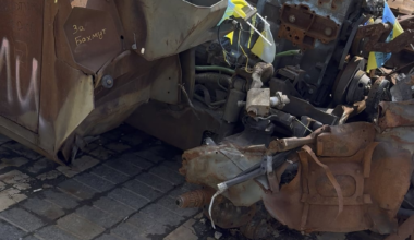 Gaps in Russian armor