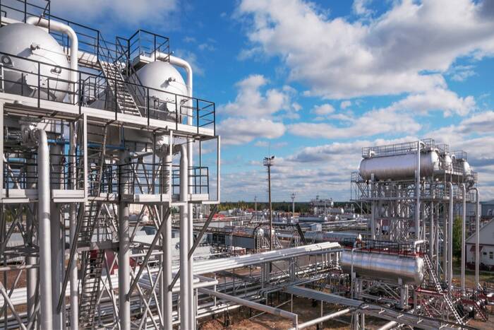 Natural Gas Price Forecast: Faces Bearish Pressure After Resistance Test