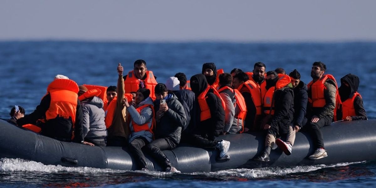 More than 1,300 migrants cross Channel as huge surge 'casts doubt' over Labour 'smash the gangs' policy. More than 1,300 migrants have crossed the English Channel illegally over the past five days, GB News can reveal.