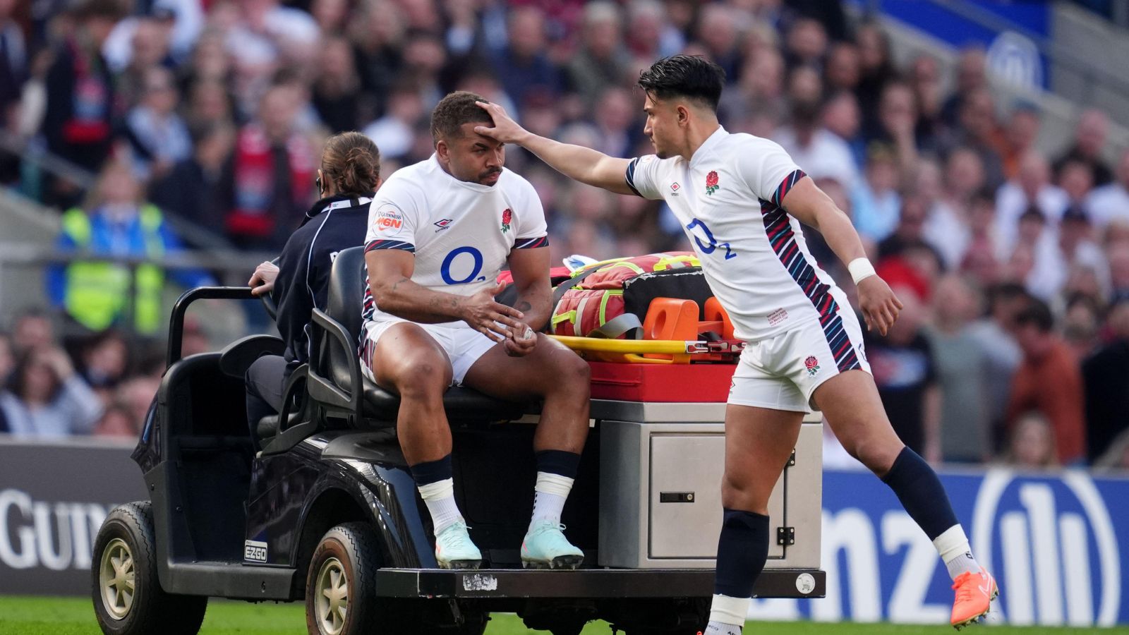 England: Borthwick offers Ollie Lawrence update following horror injury : Planet Rugby