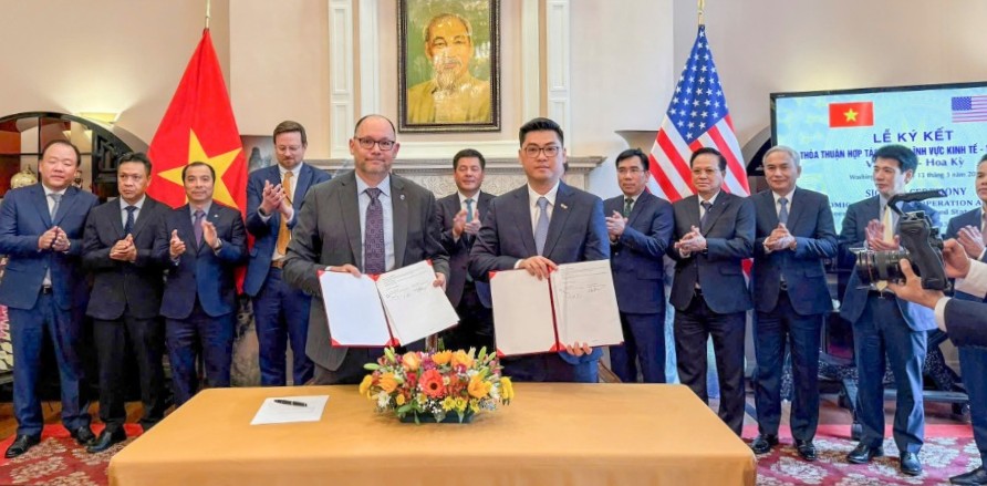 Vietnamese firm expanding LNG collab with two US energy giants
