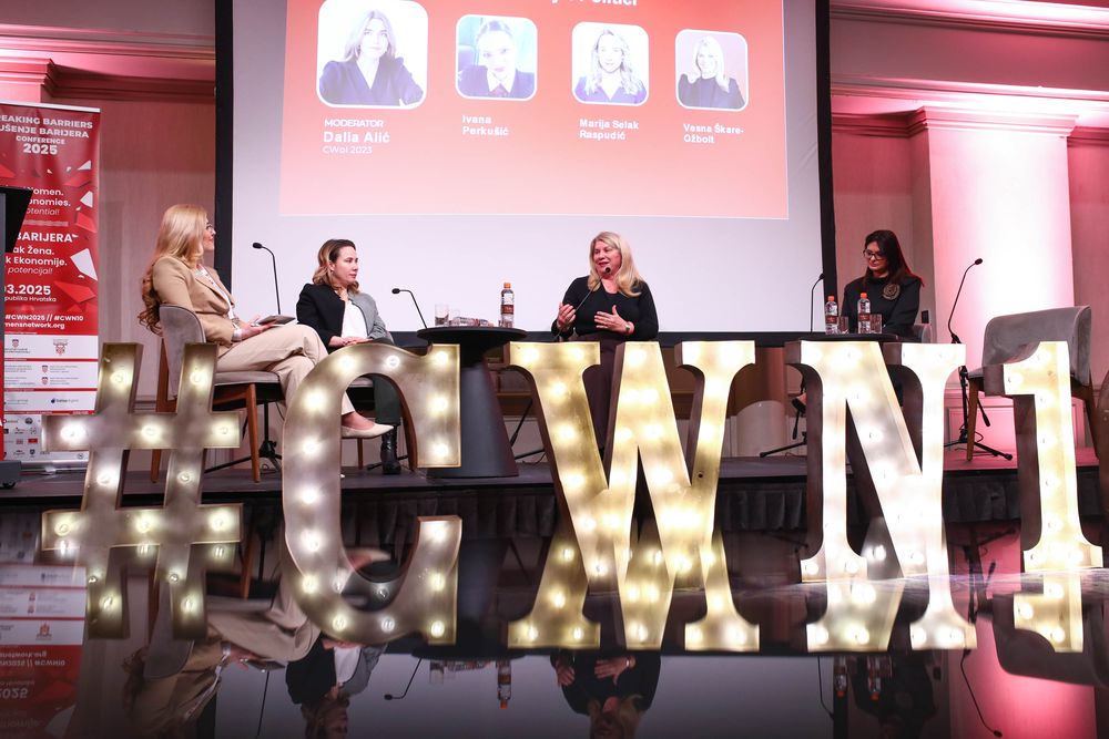 Panel Žene u politici i diplomaciji, s lijeva Dalia Alić, Marija Selak Raspudić, Vesna Škare Ožbolt i Ivana Perkušić