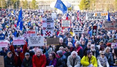 Slovaquie : nouvelles manifestations contre la politique jugée prorusse de Robert Fico