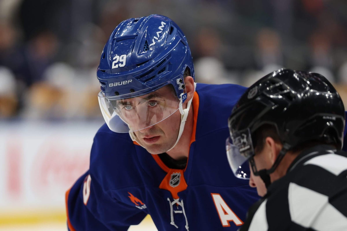 Grading Brock Nelson trade: Avalanche pay Islanders steep price, but worth it in the end
