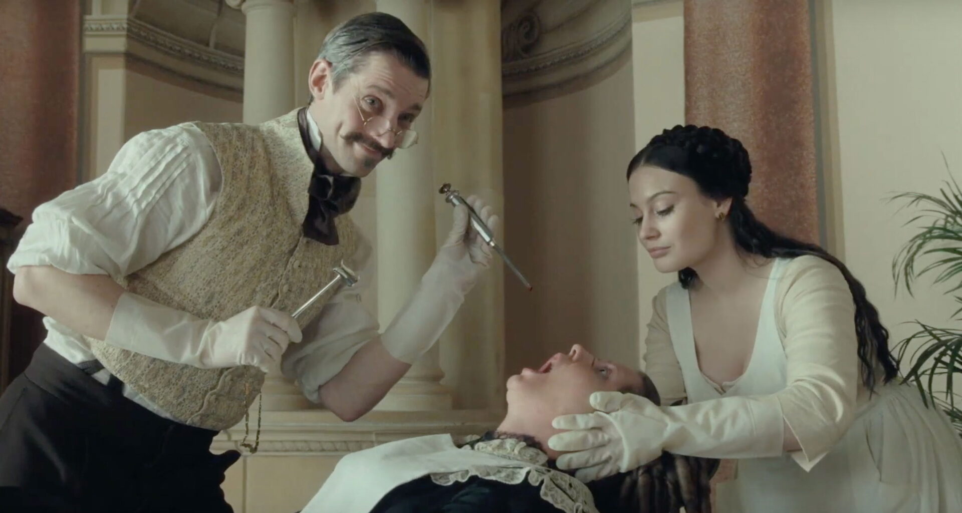 Trailer for Freaky Body Horror Film 'The Ugly Stepsister' from Norway