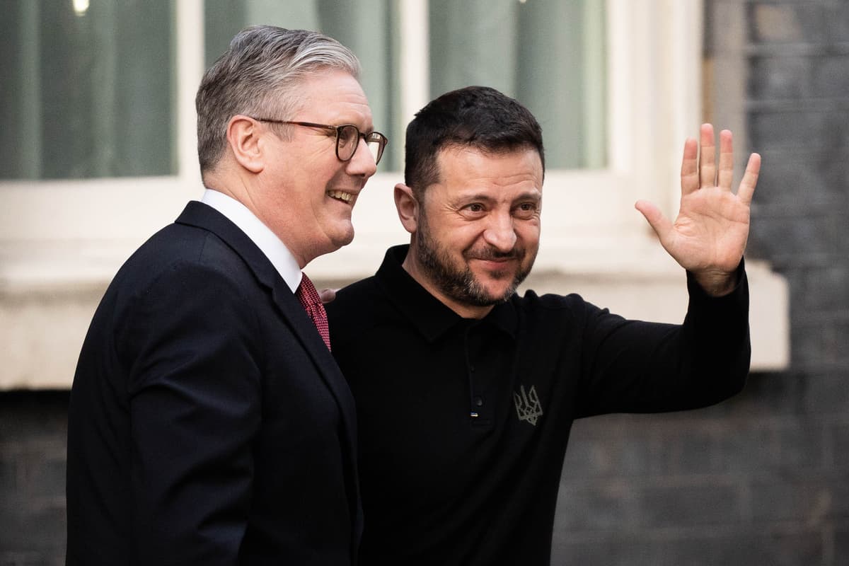 Starmer's Ukraine unity plea to Europe's leaders as Zelensky meets King after Trump Oval Office bust-up