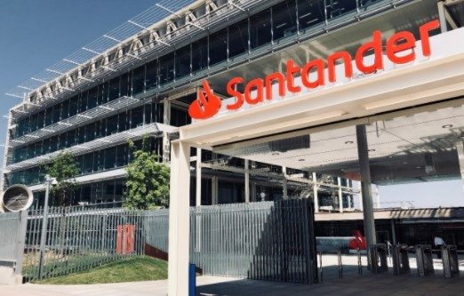 Santander fusionará los equipos de Santander AM España y Santander Private Banking Gestión