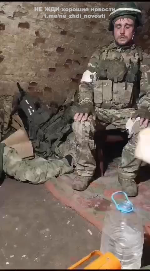 Russian company commander of 394th motorized regiment motivationg its soldier to perform an assault while tank and artillery firing on their position