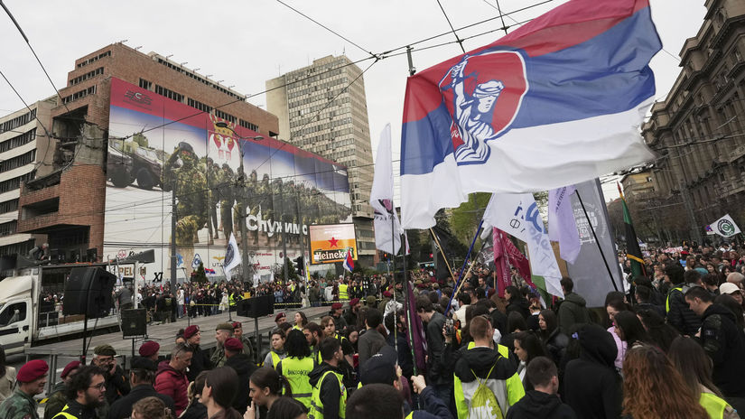 Tisíce ľudí protestovali v Belehrade proti developerskému projektu Trumpovho zaťa - Svet - Správy