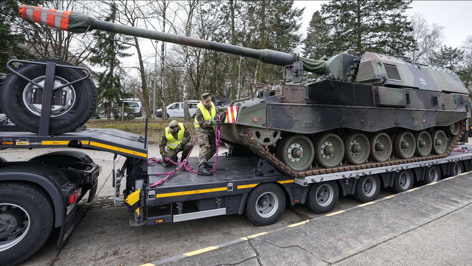 Stop the rearmament of Germany! Socialism, not war!