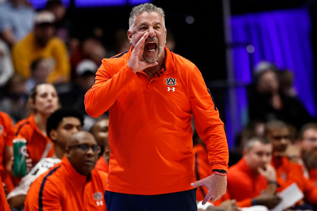 College basketball scores, live updates: Michigan State vs. Wisconsin, Auburn vs. Tennessee and more