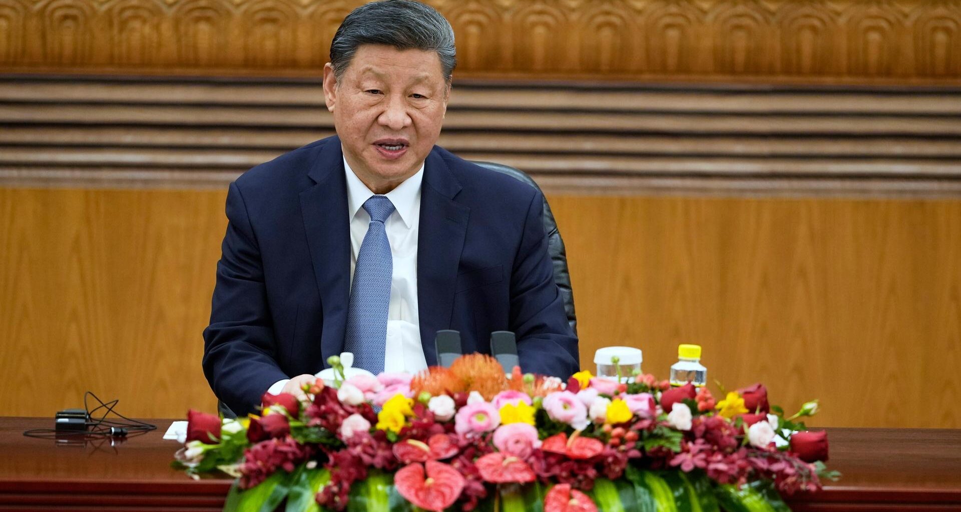 Chinas Staats- und Parteichef Xi Jinping bei einer Veranstaltung mit internationalen Unternehmern in Peking.