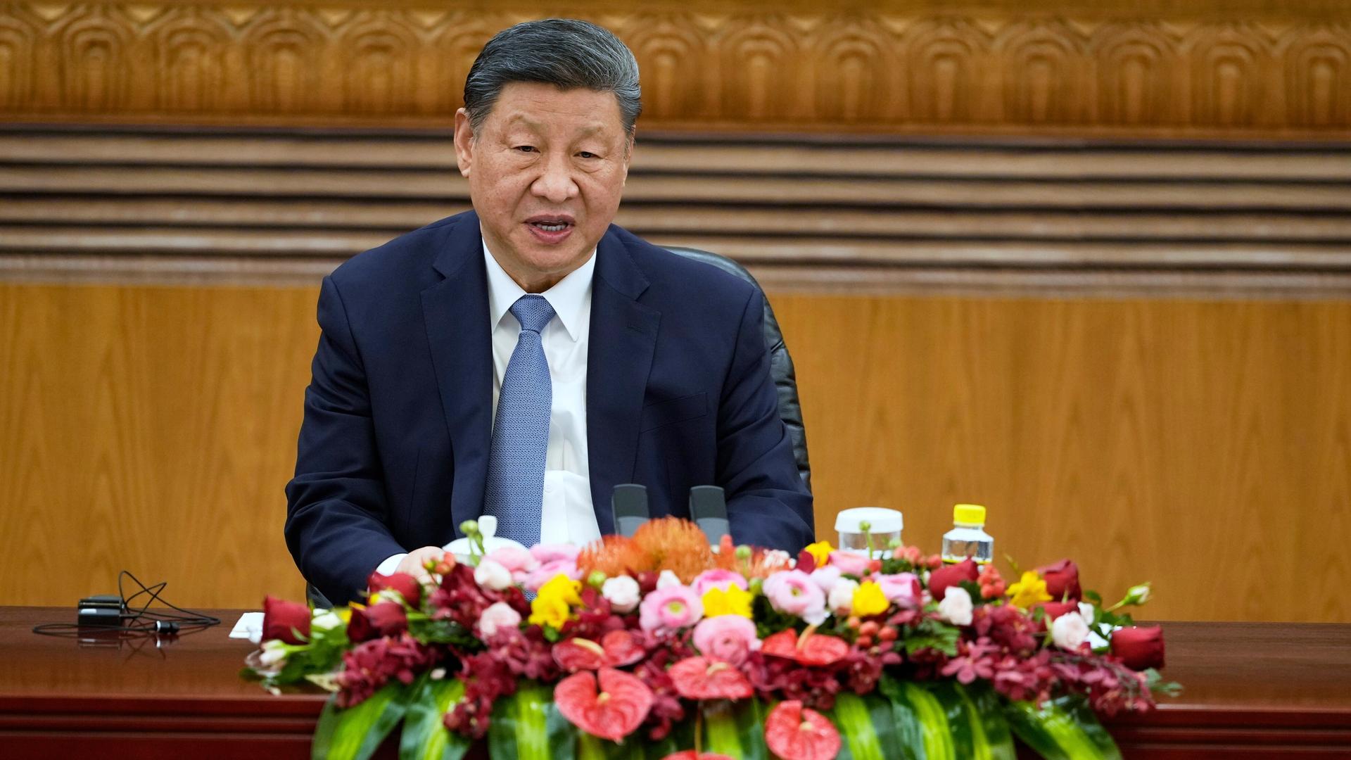 Chinas Staats- und Parteichef Xi Jinping bei einer Veranstaltung mit internationalen Unternehmern in Peking. Chinas Staats- und Parteichef Xi Jinping bei einer Veranstaltung mit internationalen Unternehmern in Peking.